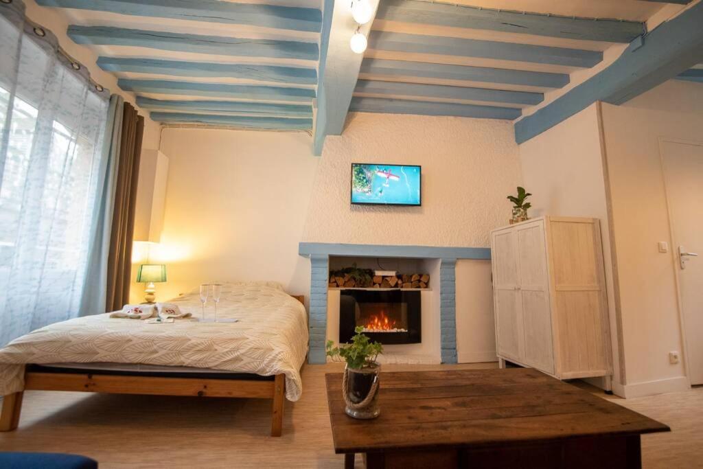 Blue Appartment With A Fireplace Dieppe Extérieur photo